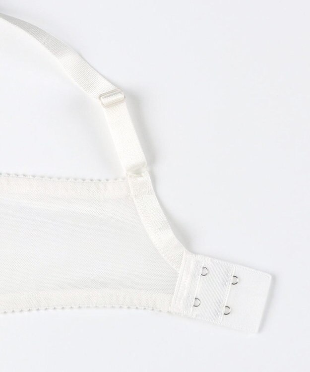 WACOAL ブラジャー 【リボンブラ 脇すっきり】 脇高設計 着やせシルエット 動いても谷間キープ Gカップまで対応 大きいサイズ レディース BXB443 /ワコール アイボリー