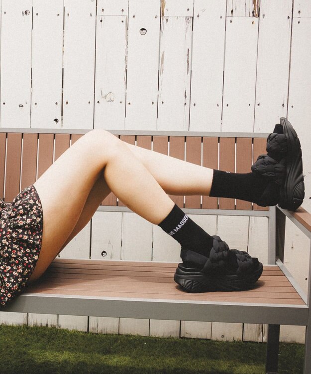 STEVE MADDEN HORIZON 5 編み込みスポーツサンダル ブラックブラック