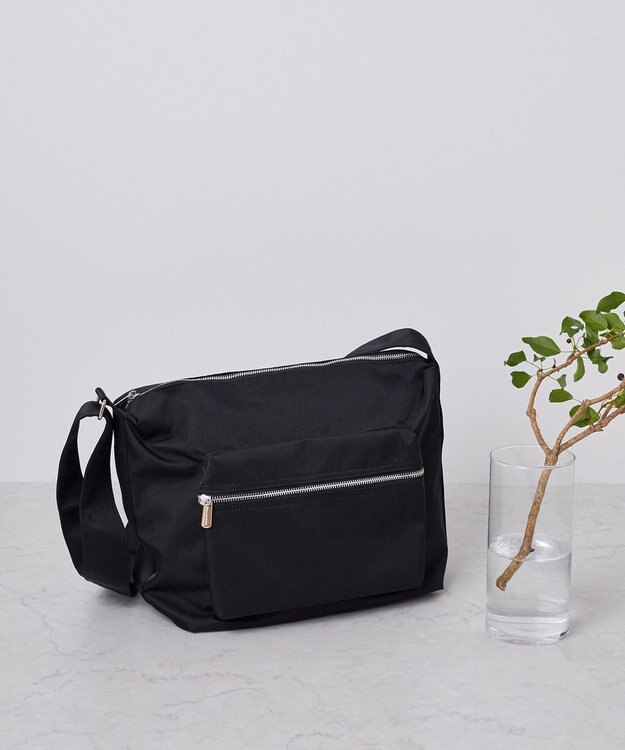 Maison de FLEUR ファスナーショルダーバッグ Black