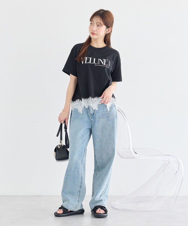 earth music&ecology 裾レースロゴプリントTシャツ White×Black