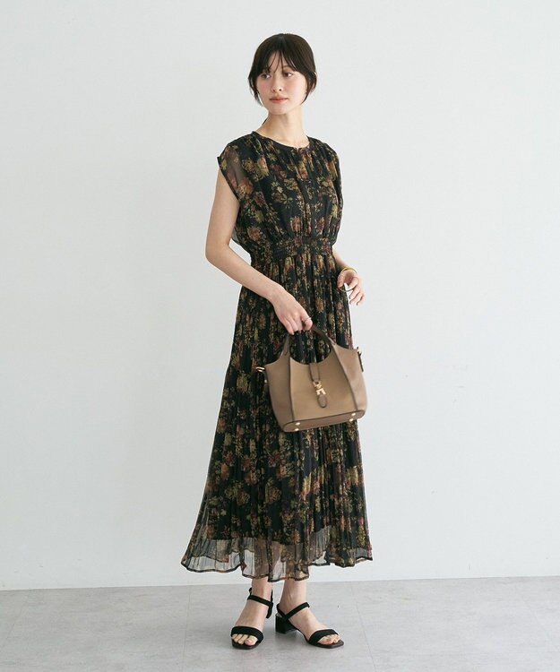 YECCA VECCA シアー花柄プリーツワンピース Black