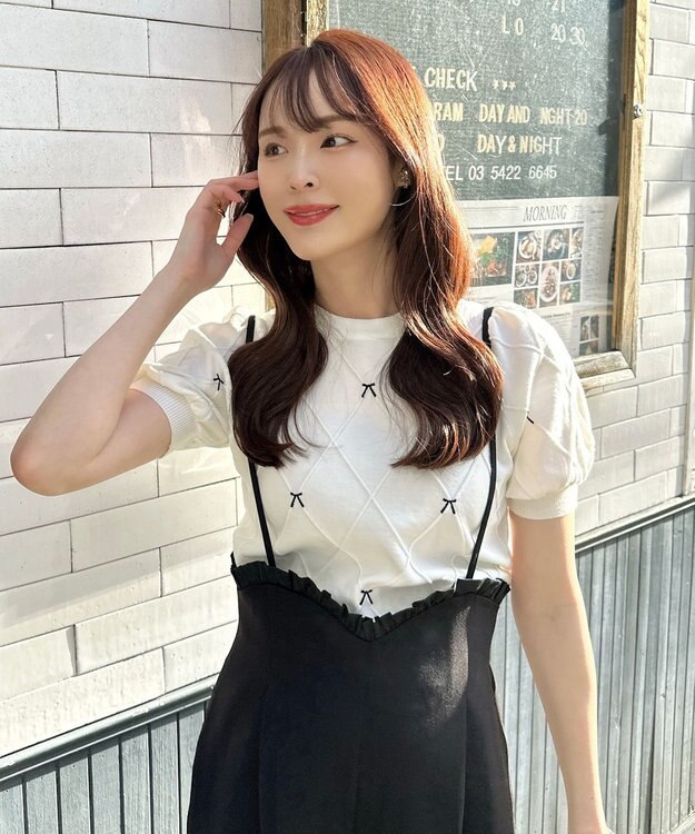 Feroux 【洗える】リボン刺繍ダイヤ柄 ニット ホワイト系