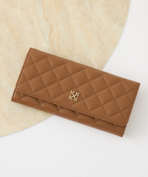 russet／キルティングレザー二つ折りウォレット（ブラック） キルティングレザー二つ折りウォレット（財布）｜russet（ラシット）の