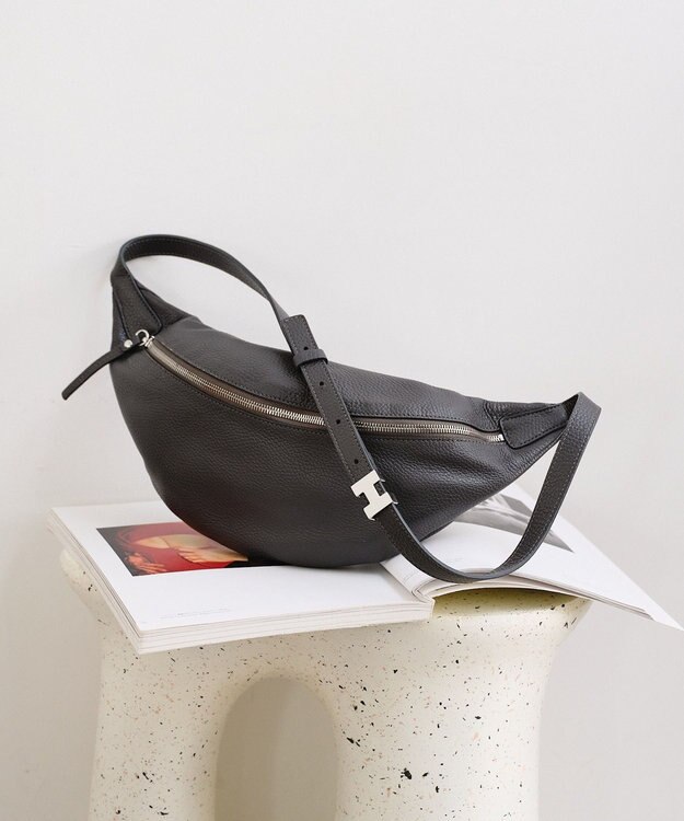 IACUCCI ピスタッロ S CERVO チャコールグレー