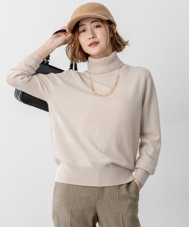 23区 L 【滝沢眞規子さん着用/Oggi掲載/洗える】ピュアカシミヤ タートルネック ニット ベージュ系