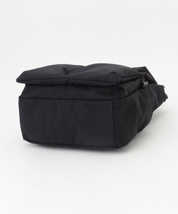 Y'SACCS 【ムック本掲載】クリンクルナイロン　ダブルポケットリュック ブラック