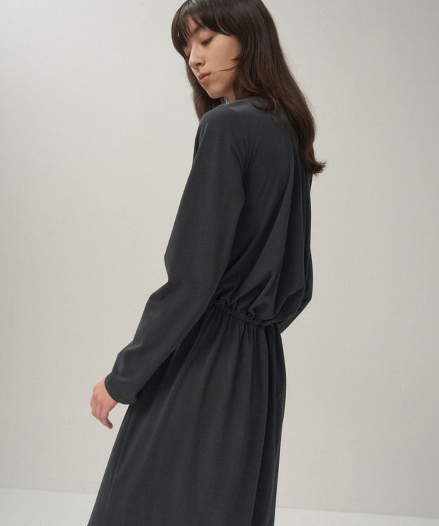 ATON FRESCA PLATE NUBUCK | クルーネックドレス CHARCOAL GRAY