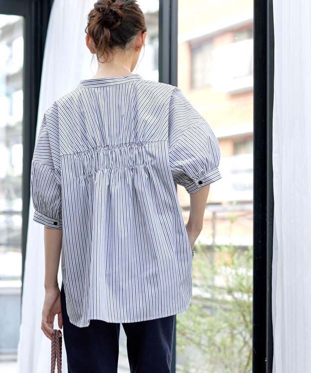Tiaclasse 【洗える】バックギャザーシャツ ブルーストライプ