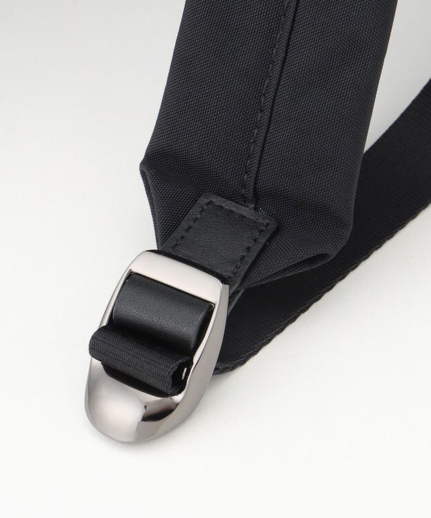 Y'SACCS 【ムック本掲載】クリンクルナイロン　ダブルポケットリュック ブラック