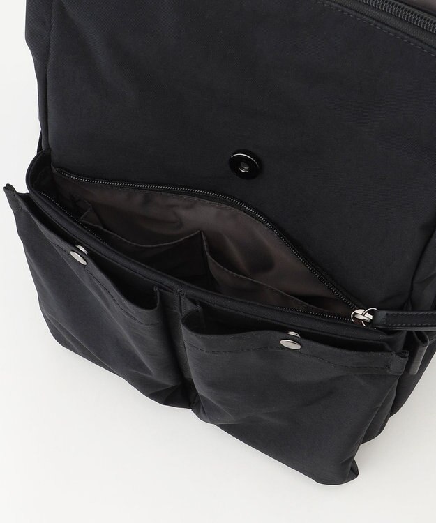 Y'SACCS 【ムック本掲載】クリンクルナイロン　ダブルポケットリュック ブラック