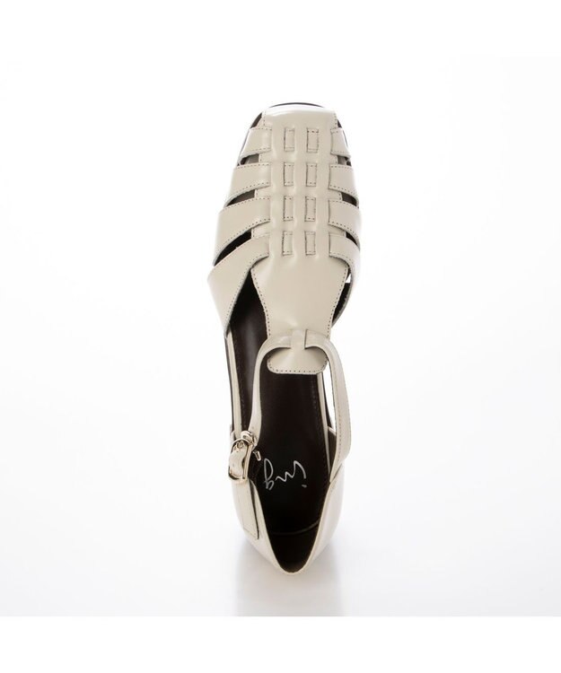 ing <ing>Tストラップグルカシューズ アイボリー