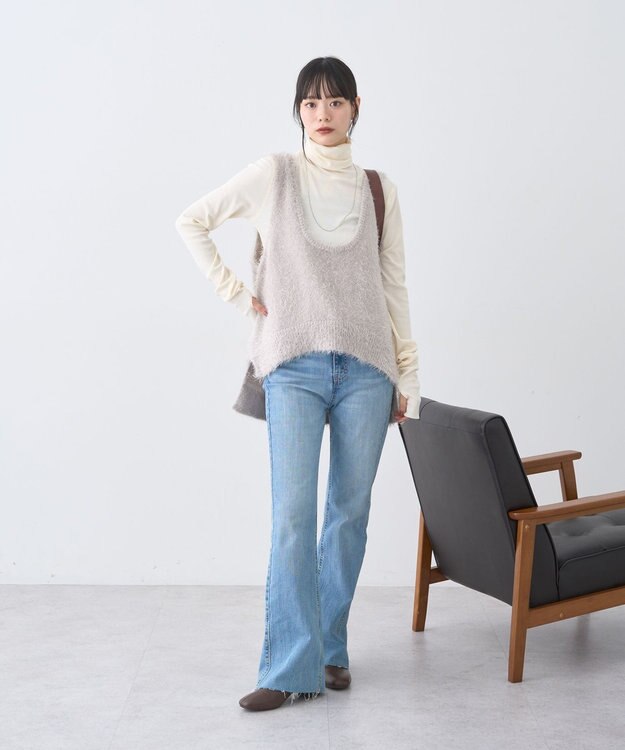 earth music&ecology フェザーUネックニットベスト Light Gray