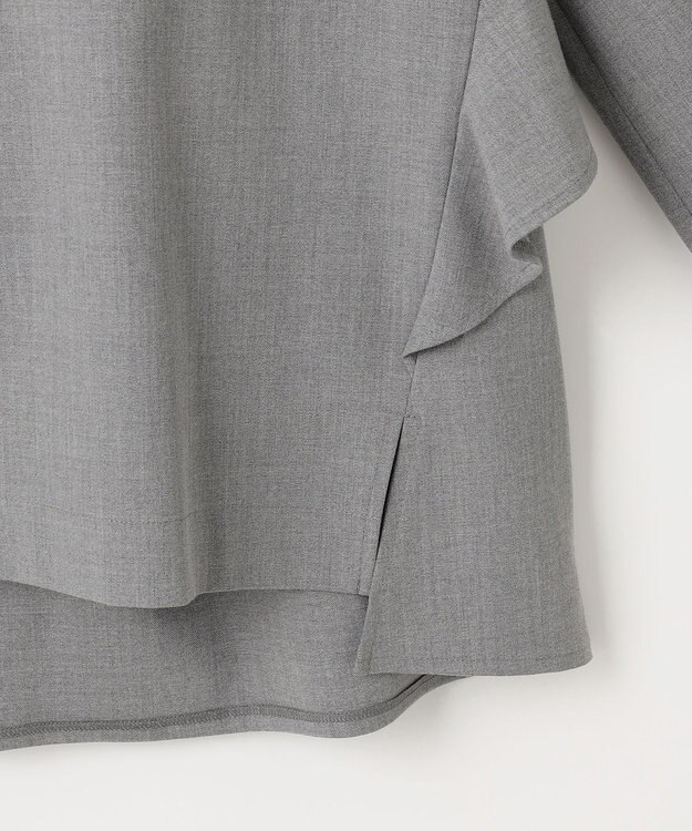 組曲 L 【KUMIKYOKU NAVY】ウーステッドライククロス フリルブラウス ミディアムグレー系