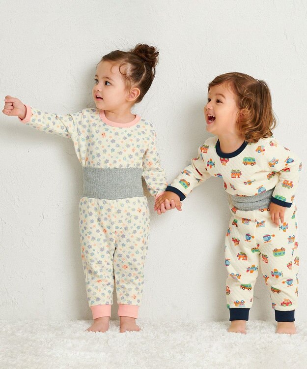 MIKI HOUSE HOT BISCUITS 【80-120cm】 あったかキルト素材 乗り物柄 腹巻き付き長袖パジャマ アイボリー