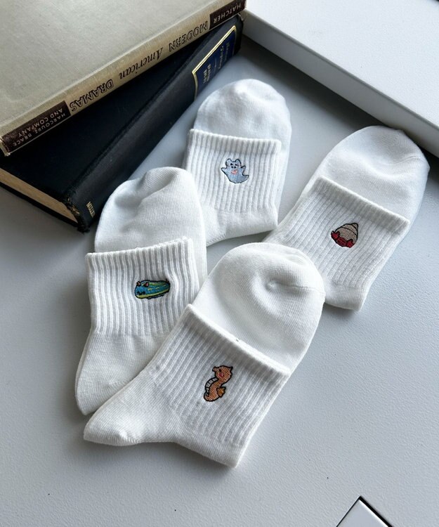 WEGO シーアニマル刺繍アンクルソックス 柄1