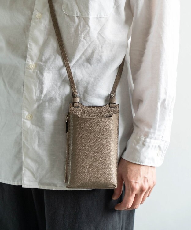 Atelier nuu 本革 スマホショルダー グレージュ