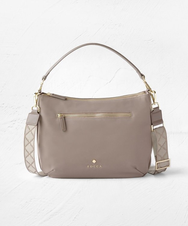 TOCCA CUSHION SILHOUETTE NYLON BAG マルチWAY バッグ ベージュ系