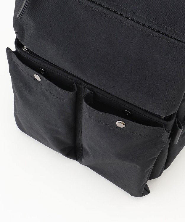 Y'SACCS 【ムック本掲載】クリンクルナイロン　ダブルポケットリュック ブラック