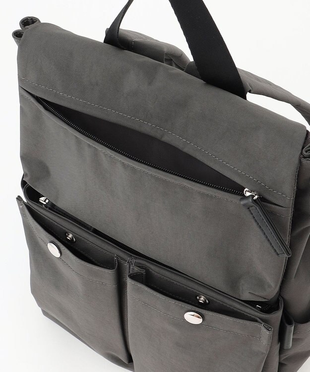 Y'SACCS 【ムック本掲載】クリンクルナイロン　ダブルポケットリュック ダークグレー