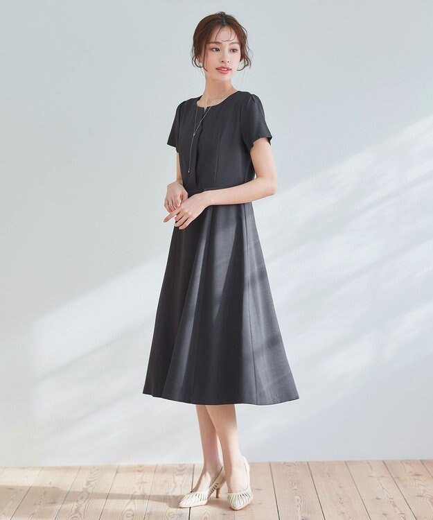 Tiaclasse 【小倉優子さん着用・洗える】フラップ付きミディアム丈フレアワンピース チャコールグレー