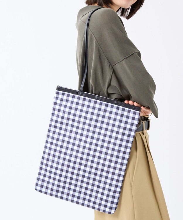 LeSportsac VERTICAL CITY TOTE/アップタウンギンガム/ブラック アップタウンギンガム/ブラック