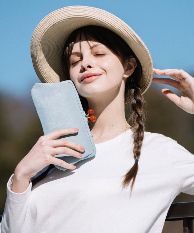 UNBILLION perche アクリル玉がま口長財布 サックスブルー