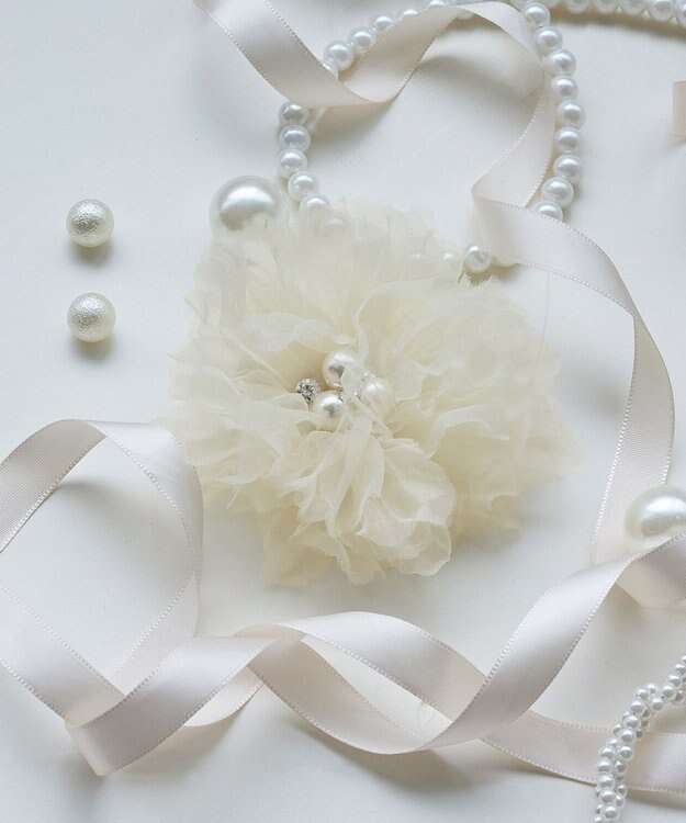 Tiaclasse チュールフラワーコサージュ アイボリー