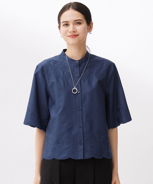 自由区 【カタログ掲載・接触冷感・洗える】エンブロイダリーローンシャツ ブラウス コバルトブルー