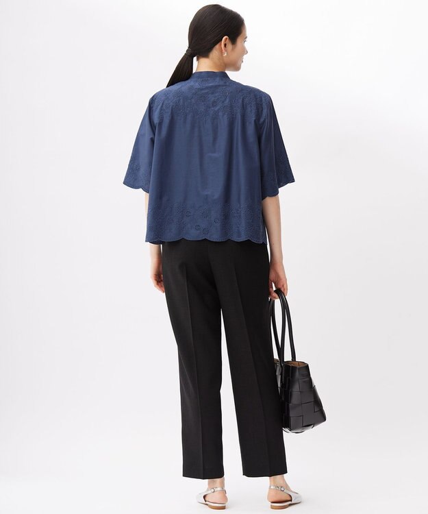 自由区 【カタログ掲載・接触冷感・洗える】エンブロイダリーローンシャツ ブラウス コバルトブルー