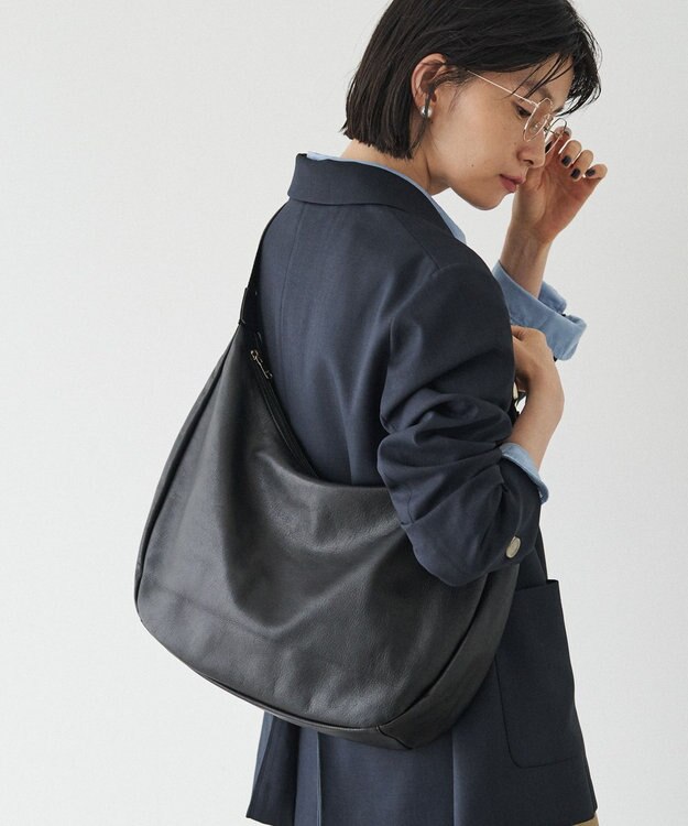 russet ソフトレザーラウンドビッグショルダーバッグ(CE-1325-WEB) Black2（シルバー金具）