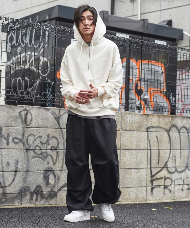 WEGO ピグメントハーフZIPロゴプルパーカー キナリ