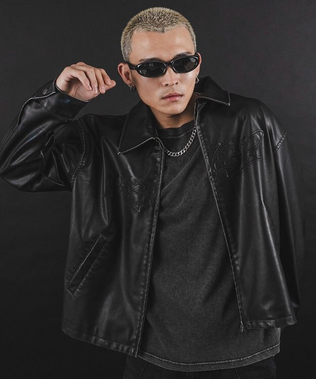 WEGO 【ユニセックス着用ITEM】MA55IVE　PUショートグラフィックブルゾン ブラック