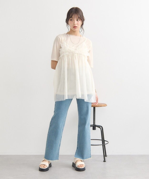 earth music&ecology カットオフフレアデニムパンツ Light Indigo