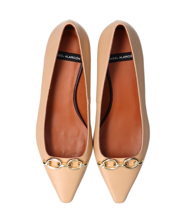 INTER-CHAUSSURES 【ANGEL ALARCON】ポインテッドトウチェーンパンプス ベージュ
