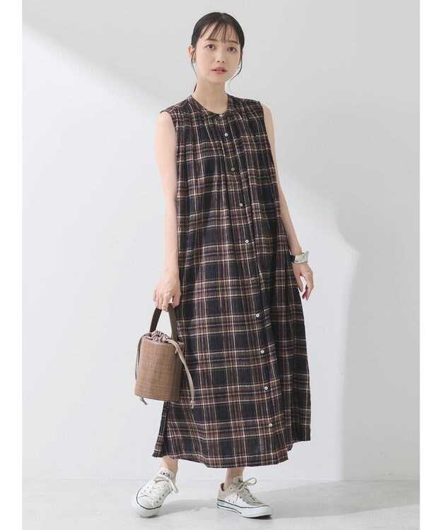 earth music&ecology 綿ＰＵクレープワンピース（ｃｈｅｃｋ柄） Brown