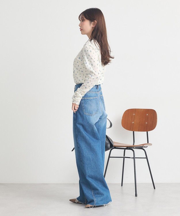 earth music&ecology ハイネックフラワーメロープルオーバー Ivory