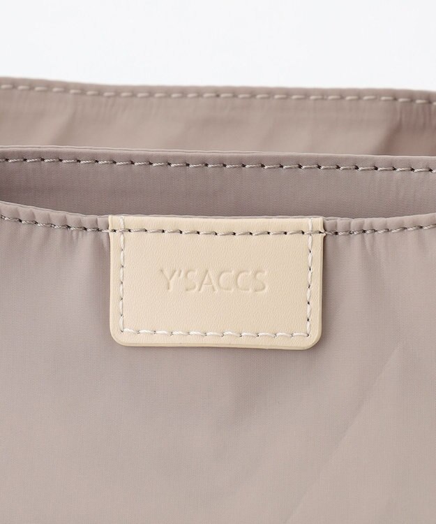 Y'SACCS 【ナイロンタフタ】トラベルショルダーリュック mini グレージュ