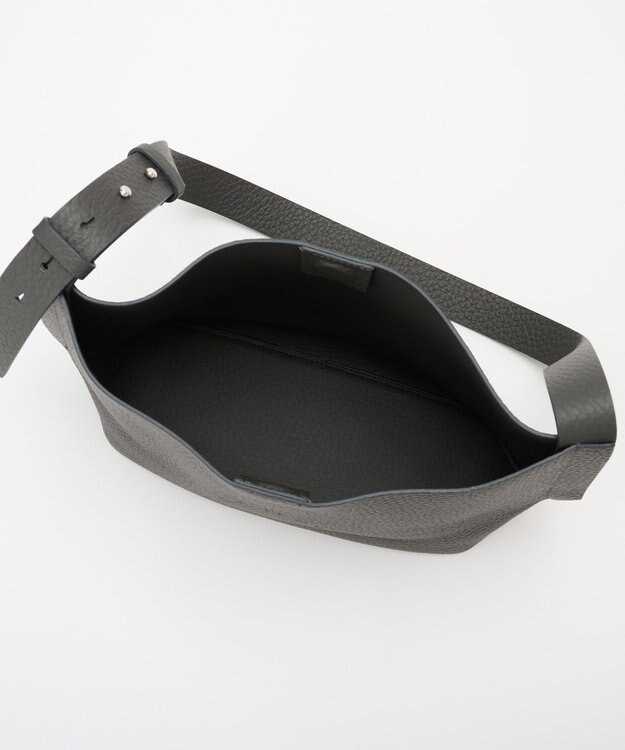 IACUCCI ルオータ ミディアムショルダー ALCE グレー