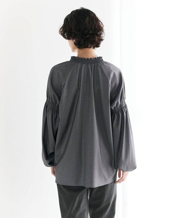 #Newans 【洗濯機可/しわになりにくい】シャーリングネック ボリュームスリーブブラウス チャコール