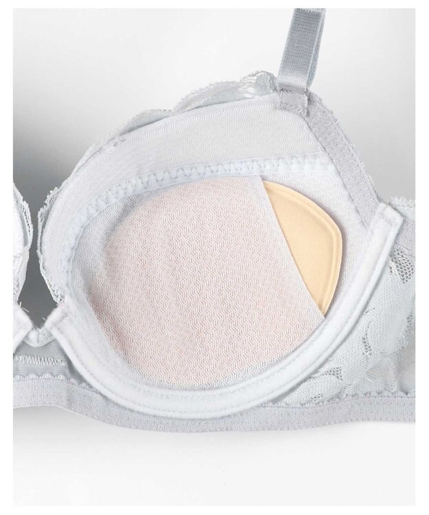 une nana cool リボンブラレース　胸もとフィットながもち～動いてもキレイはつづく～ GY