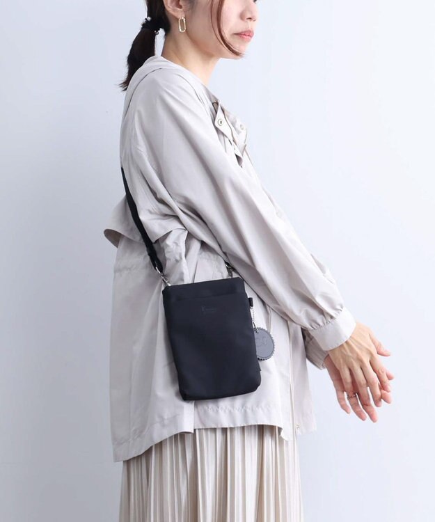 ACE BAGS & LUGGAGE Kanana project collection DYLサリール2 スマホショルダー  35950 カナナ プロジェクト ブラック