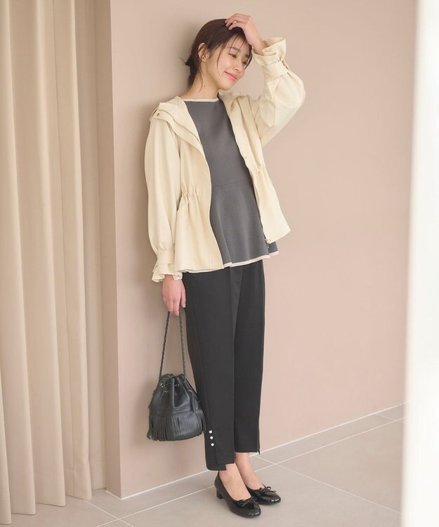 Feroux 【洗える】バイカラーペプラム ニット グレー系1