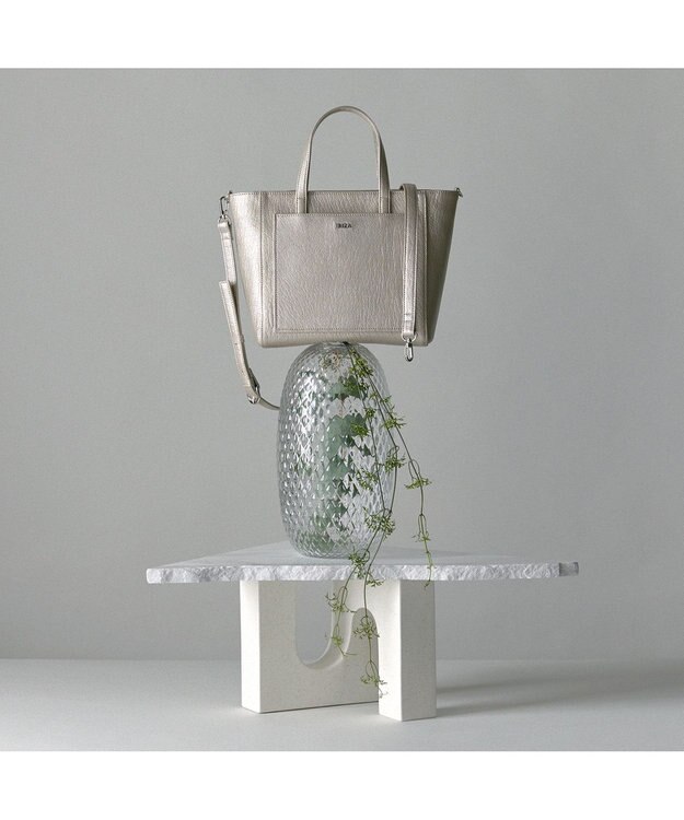 IBIZA レルシール　やぎ革　ショルダーバッグ 黒