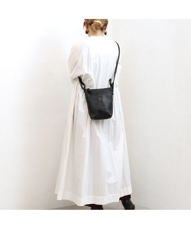 UNBILLION アトランタ ATLANTA / 牛革縦ミニショルダー ブラック