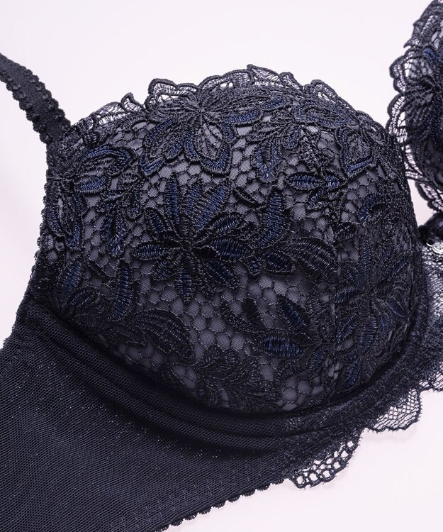 Wing Wing Lesiage　【2800シリーズ】　ブラジャー　サイドすっきり　安定感のあるしっかりとしたフィット感　ウイング／ワコール　PB2800 コン