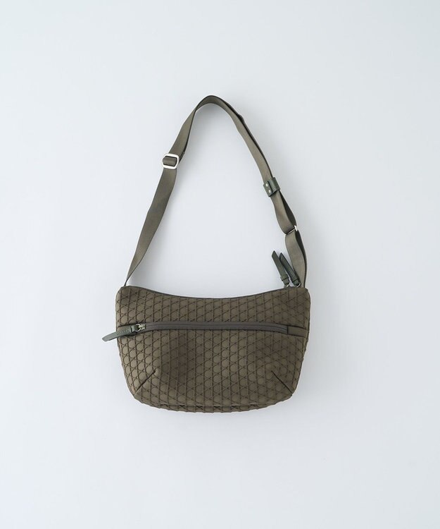 MIYABIYA LAQUOH【撥水加工】篭目柄エンボスボンディングショルダー モスグリーン