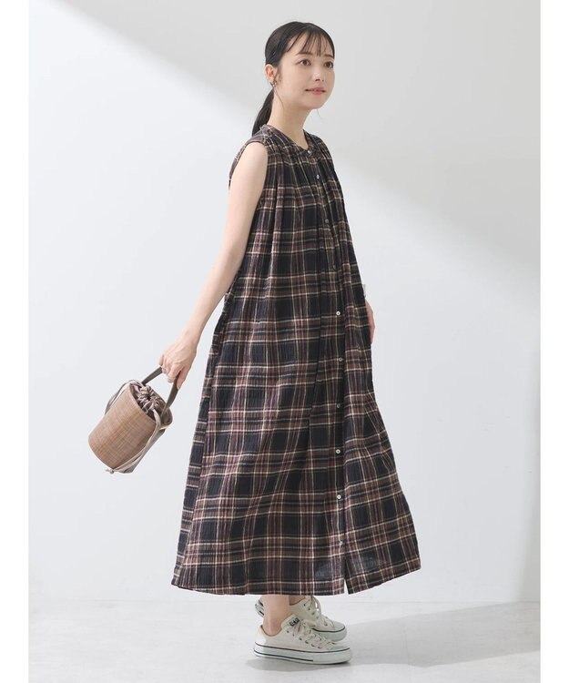 earth music&ecology 綿ＰＵクレープワンピース（ｃｈｅｃｋ柄） Brown