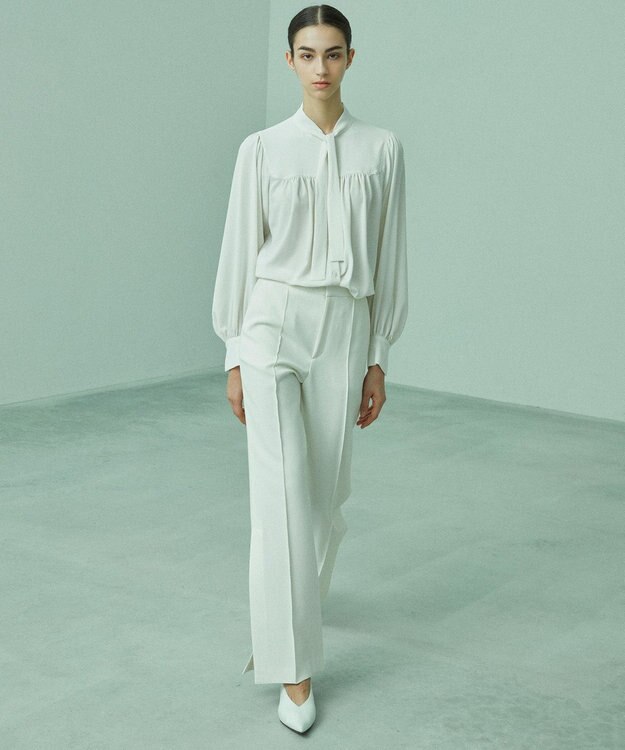 BEIGE， YUCCA / ストレートパンツ Ecru