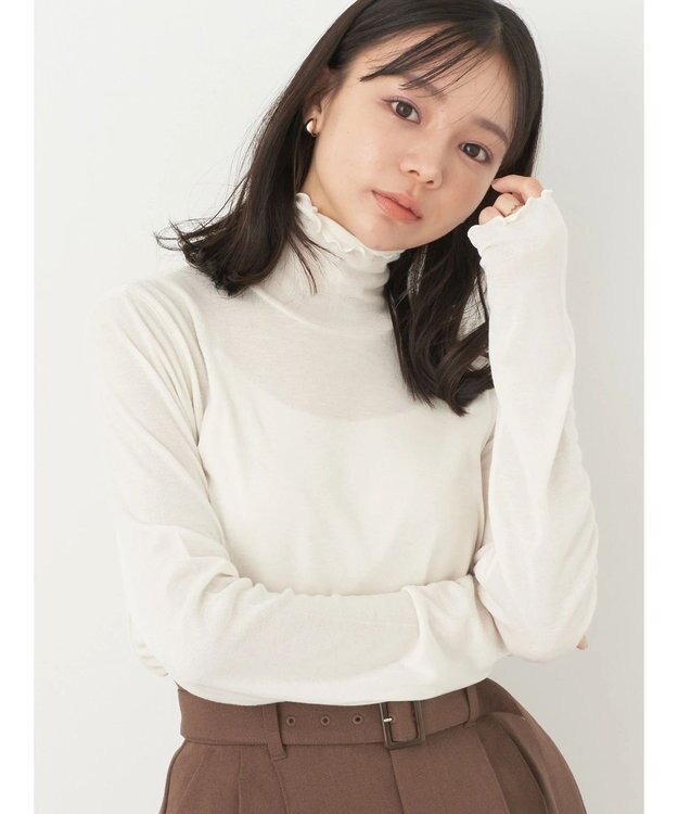 earth music&ecology シアータートルネックプルオーバー Ivory