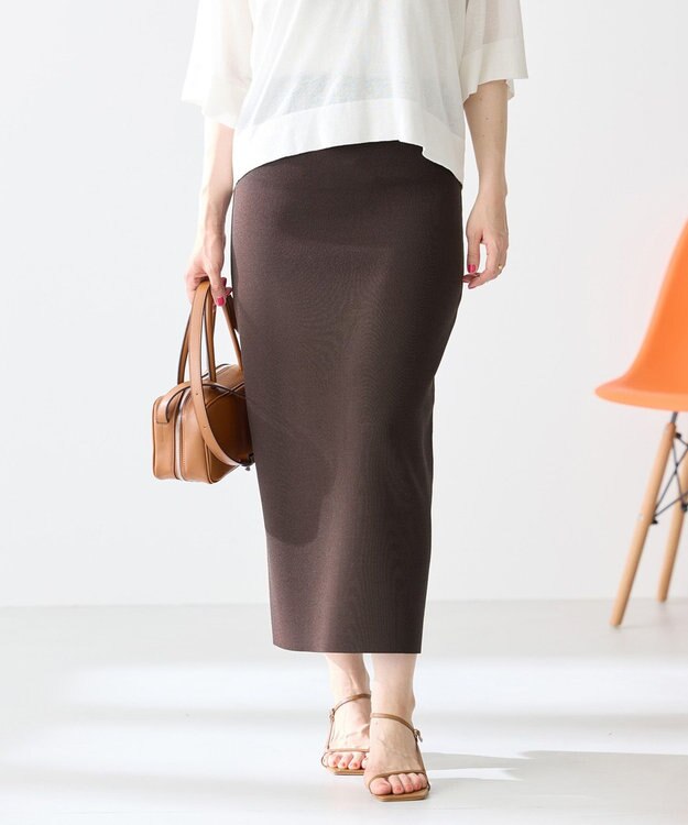 UNFILO スゴ機能美ニット Iラインスカート ブラウン